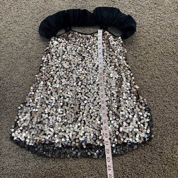 Costume Gallery Gold Sequin Dress with Ruffle Halter- Small Adult - Picture 6 of 10